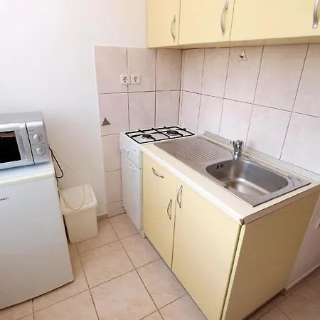 Apartment Fuer 4 Personen Ca 32 Qm In Fazana-surida, Istrien Istrische Riviera *