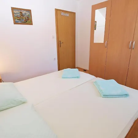 Apartment Fuer 4 Personen Ca 32 Qm In Fazana-surida, Istrien Istrische Riviera